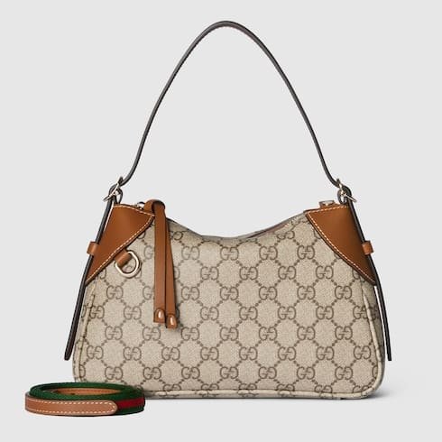 gucci-gg-emblem-small-shoulder-bag
