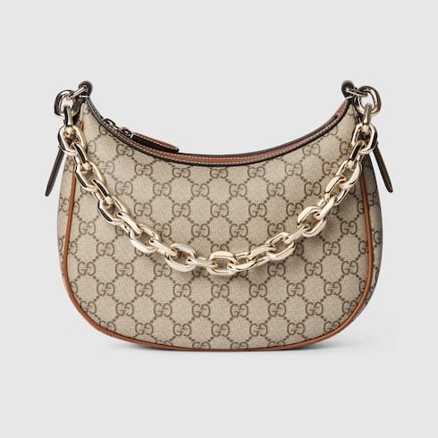 cucci-gg-emblem-medium-shoulder-bag