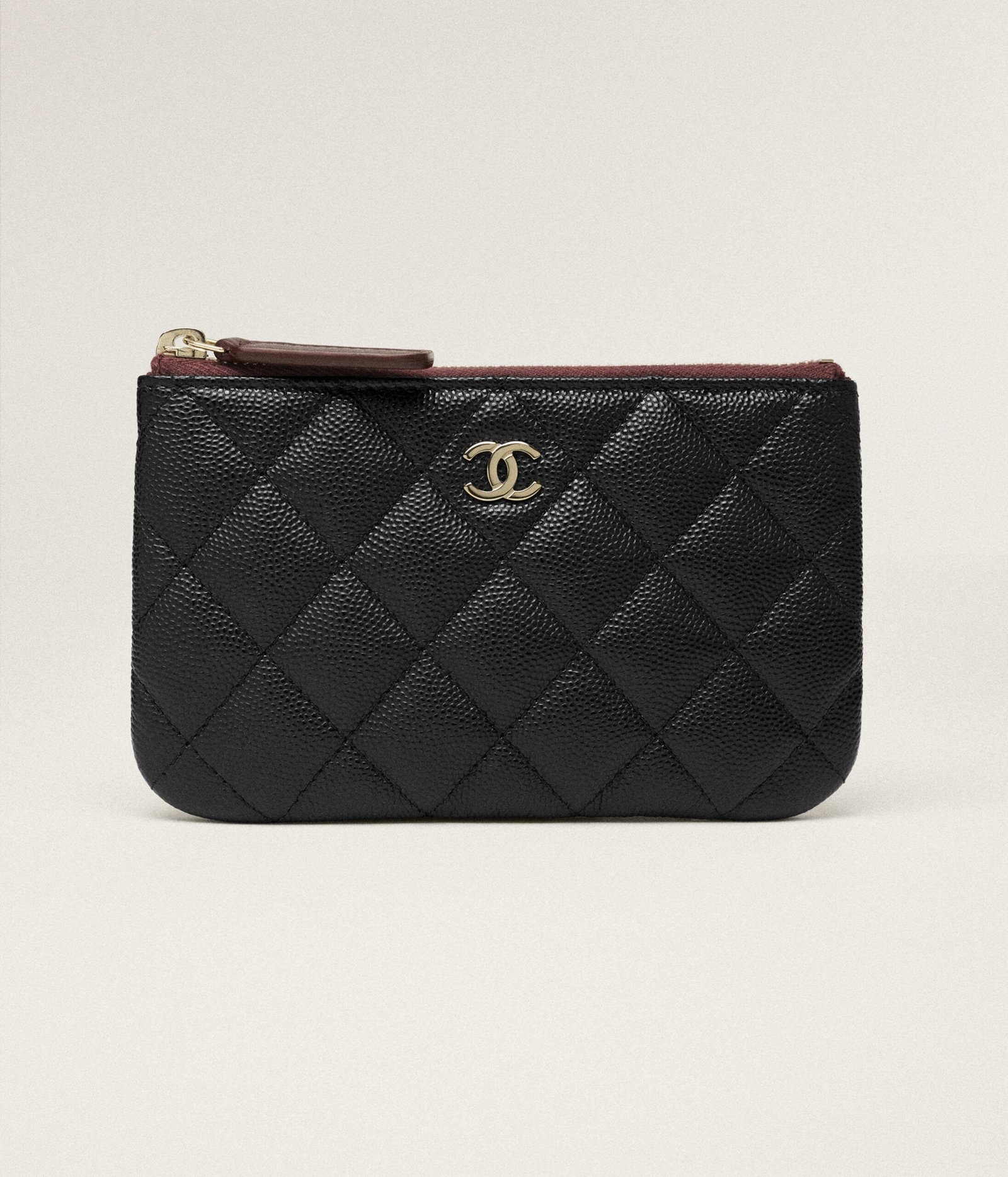chanel-classic-small-zipped-pouch