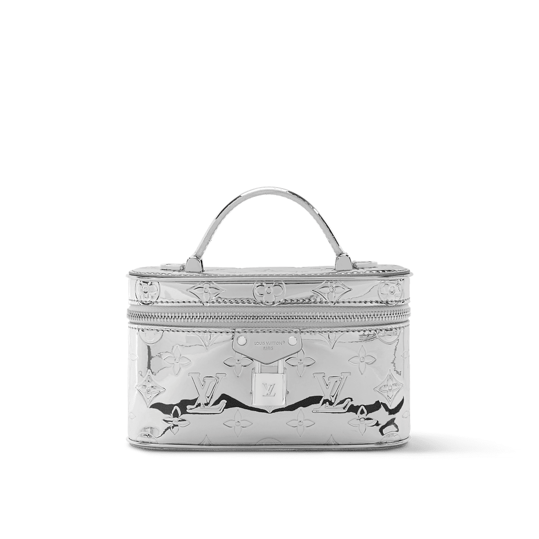 louis-vuitton-m26097-new-vanity-chain-pouch-2