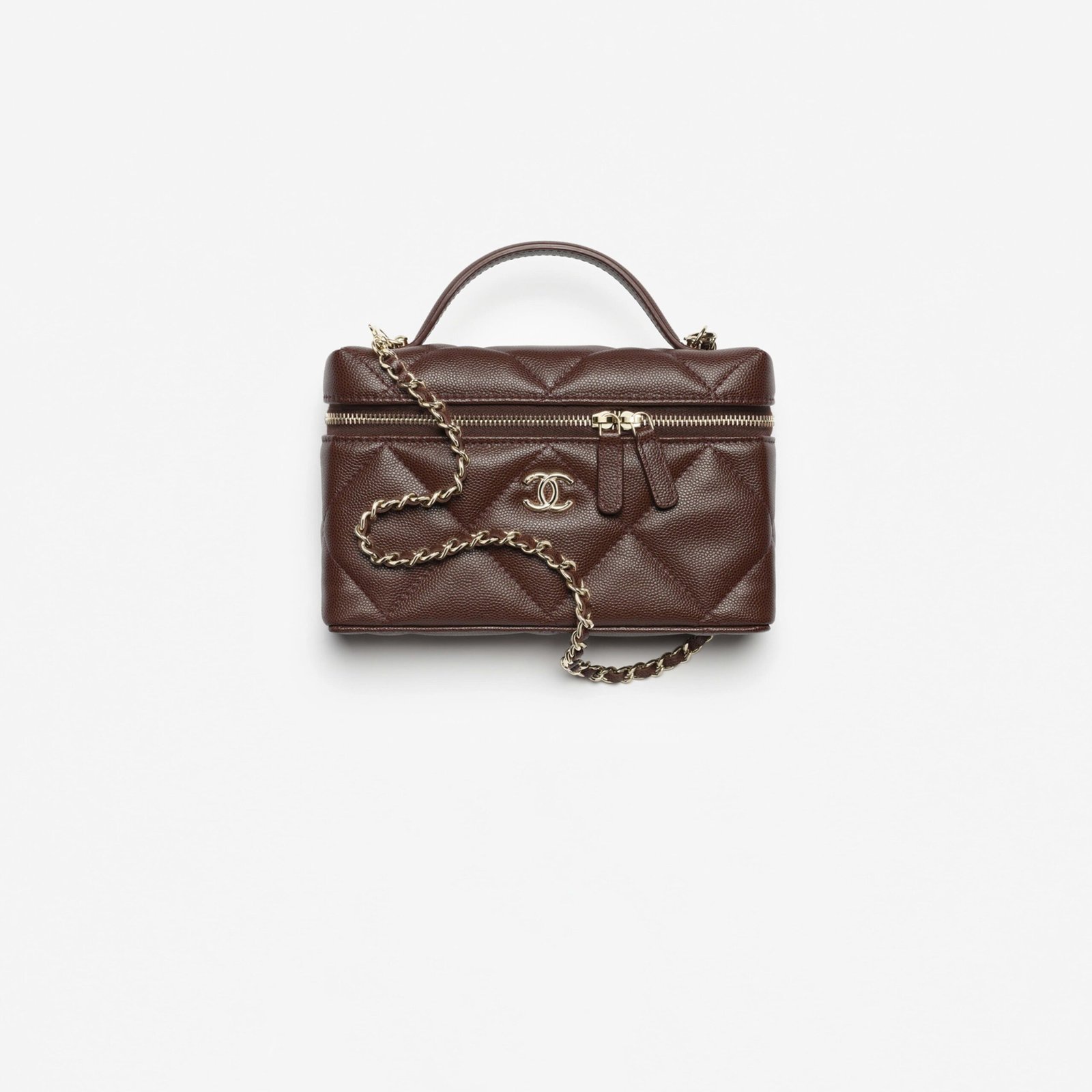 chanel-fall-winter-2025-26-vanity-with-chain