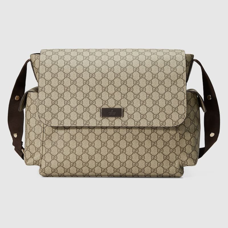 gucci-gg-supreme-medium-diaper-bag