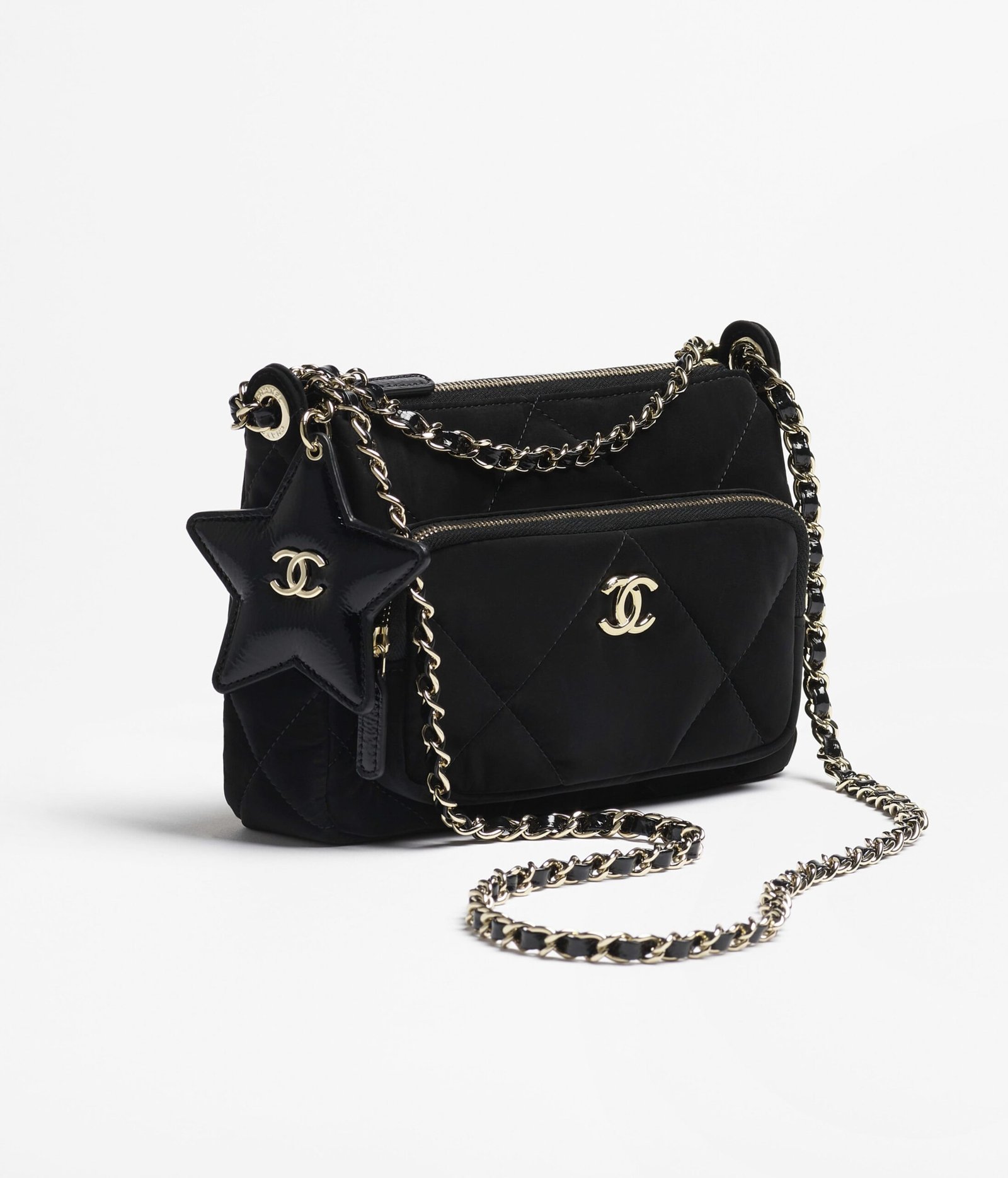 chanel-coco-neige-25-clutch-with-chain